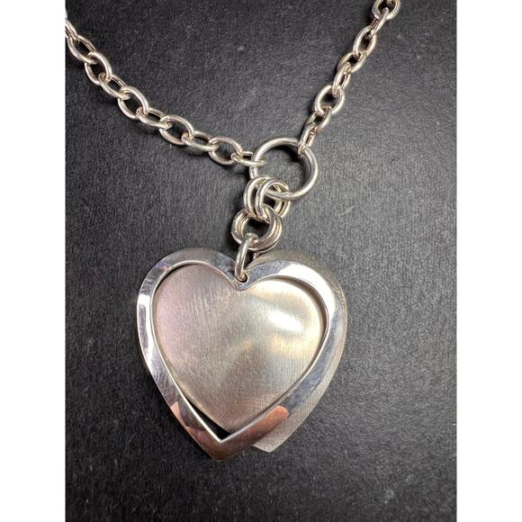 Vintage sterling silver heart framed pendant and chain necklace - Picture 14 of 16